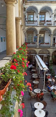 İtalyan avlusu Lviv, Ukrayna