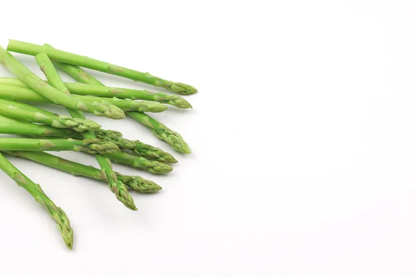 Grön Sparris Vit Bakgrund — Stockfoto