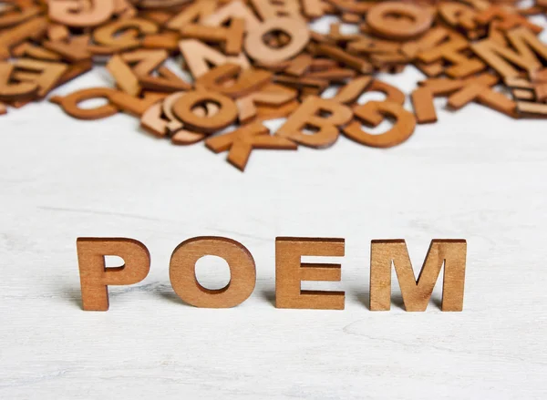 Ahşap harflerle yapılan kelime şiir — Stok fotoğraf
