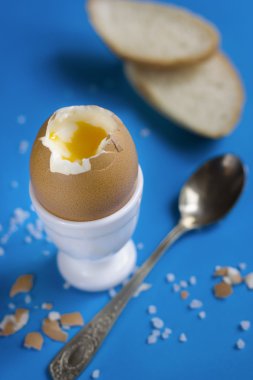 bir kahvaltı için yumurta