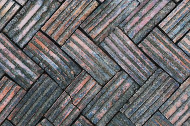 Eski kat geçit tuğla yaptı