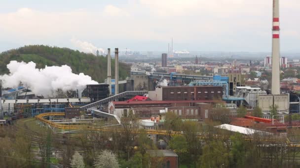 Stack di fumo di fabbrica — Video Stock