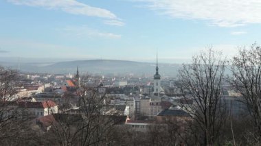 Aziz James Kilisesi Beyaz Kule Brno şehir görünümünü