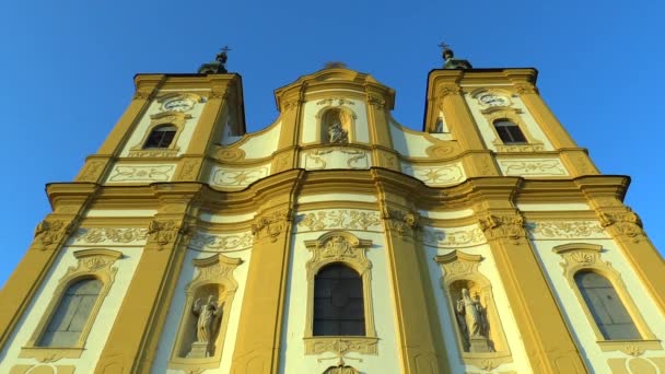 Pilgrimsfärdkyrka Dub nad Moravou — Stockvideo