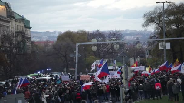 Prague Çek Cumhuriyeti Kasım 2015 Kalabalık Islam Göçmen Mülteci Prag — Stok video