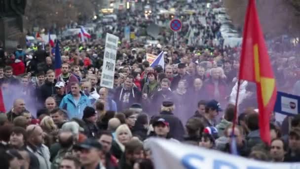 Prague Czech Republic November 2015 Demonstration Islam Immigrants Refugees Prague — Stock Video