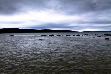 Hırvatistan Sibenik yakınındaki Clear deniz manzara