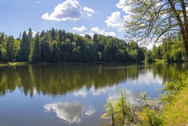     Hırvatistan güzel göl sahne 