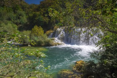     Milli park Krka, Hırvatistan, şelaleler 