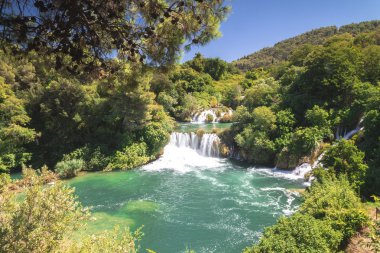     Milli park Krka, Hırvatistan, şelaleler 