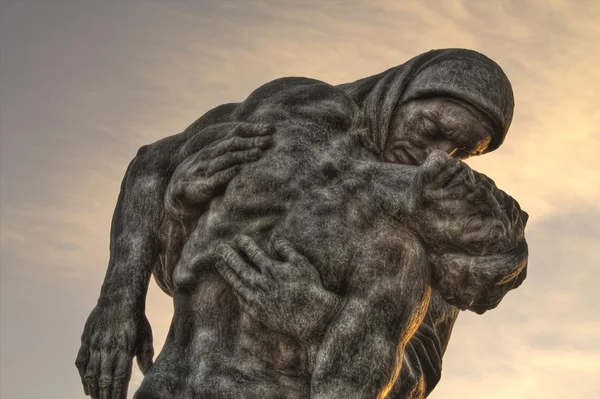 Mezarlık mezarlar ve heykeller