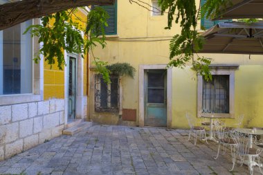 Küçük vintage cafe bar