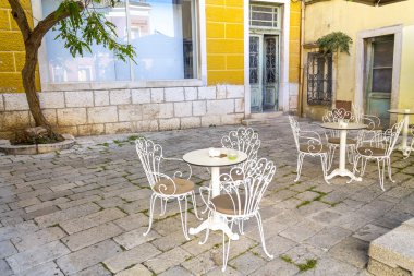 Küçük vintage cafe bar