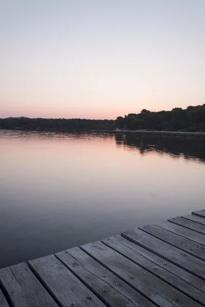 Paysage marin au coucher du soleil — Photo