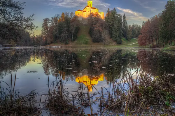 Castelo de Ttrakoscan em croata Zagorje — Fotografia de Stock