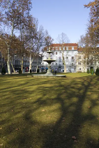 Parque Zrinjevac en Zagreb — Foto de Stock