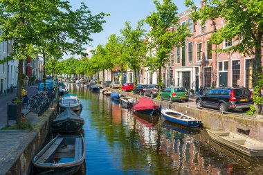 Bakenessergracht kanalı, Haarlem, Hollanda