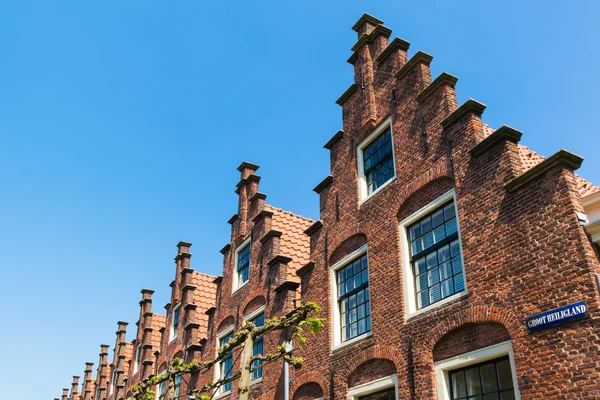 Row stepped gables in Haarlem, Paesi Bassi — Foto Stock