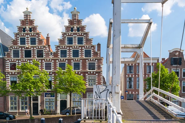 Bridge and old brewery at Spaarne, Haarlem, Netherlands — Stock Photo, Image