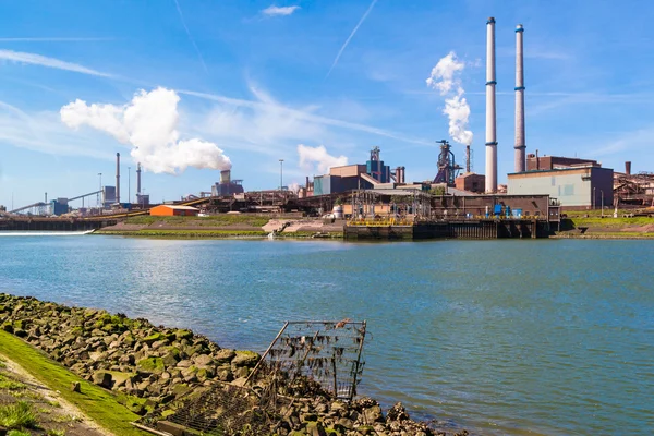 Steel industry in IJmuiden near Amsterdam, Netherlands — Stock Photo, Image