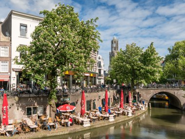 Dom Tower ve Oudegracht kanal Utrecht, Hollanda