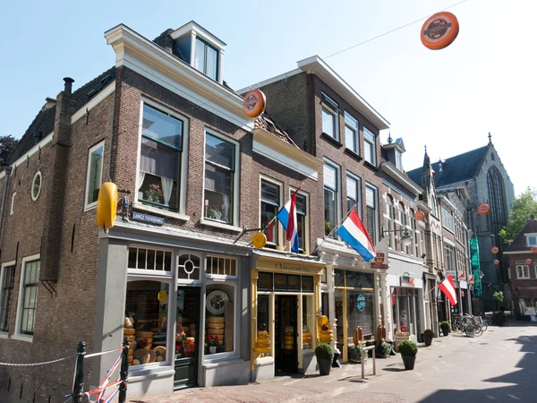 Queso tiendas en el centro de la ciudad de Gouda, Holanda — Foto de Stock