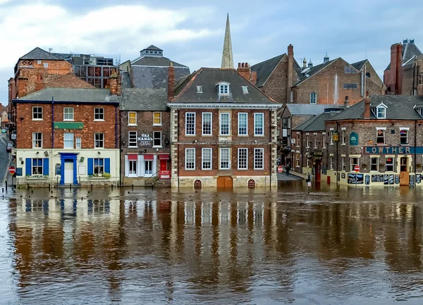 Inundações em King 's Staith, York, Inglaterra — Fotografia de Stock