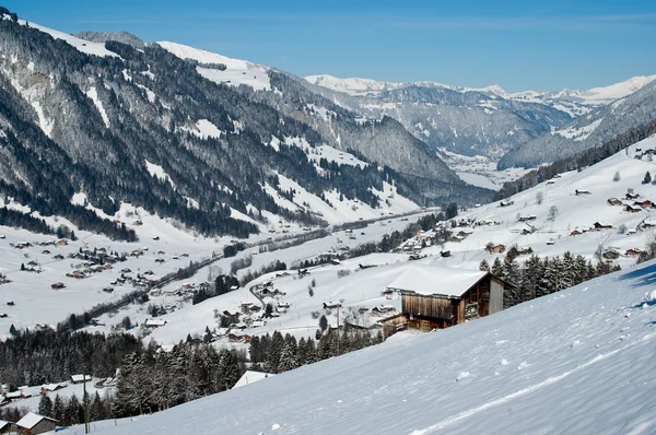 Winter in Simmental, Zwitserland — Stockfoto