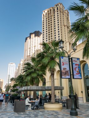 Dubai Yat Limanı yürüyüş sahil