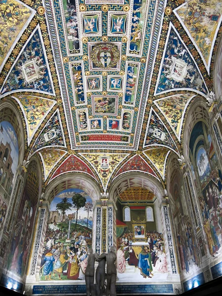 Сієна соборі в Італії — стокове фото
