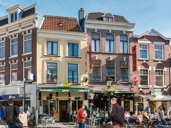 Calles comerciales en Utrecht, Países Bajos — Foto de Stock