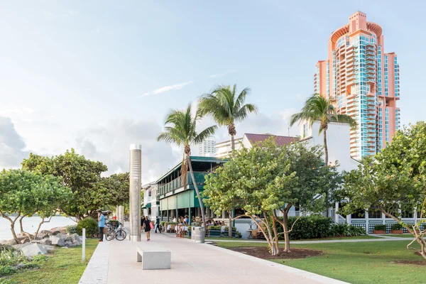 South Pointe Park promenade in Miami Beach, Florida — Stockfoto