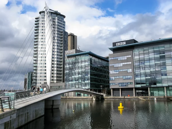 Bron och Bbc, Mediacityuk, Manchester — Stockfoto