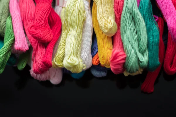 Siyah renkli mouline