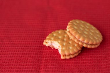 Kırmızı peçete çerezleri