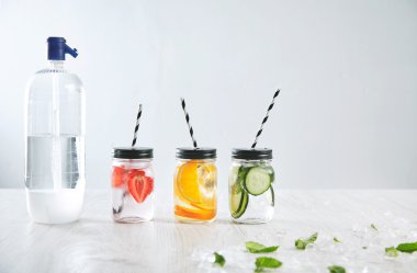 limonata ile rustik kavanoz