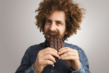adam organik taze çikolata bar tutar