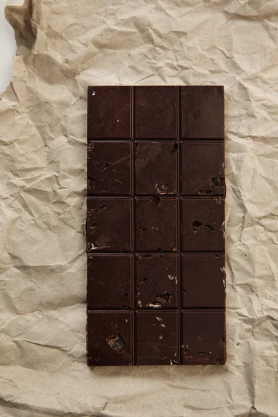 Chocolate saudável orgânico rústico — Fotografia de Stock