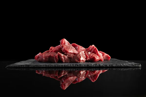 Nyers friss hús darabjai — Stock Fotó