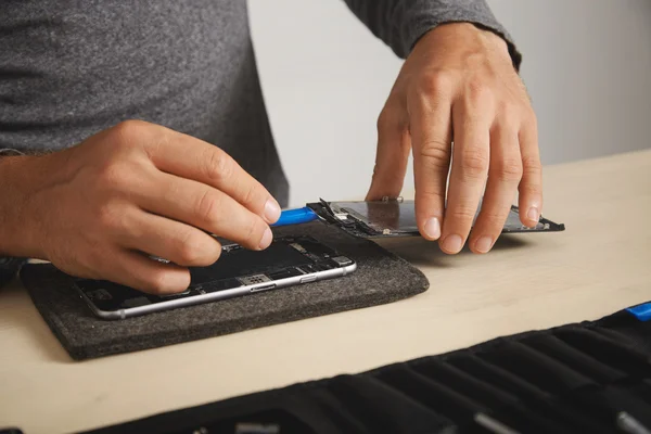 Servicio de reparación de computadoras y teléfonos — Foto de Stock