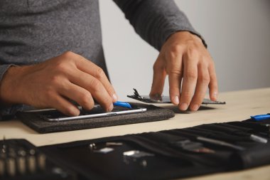 Profesyonel ekran smartphone--dan reattached.