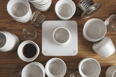 Kaos bardak tablo üzerinde Üstten Görünüm