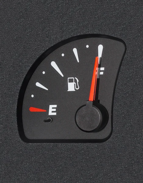 Fuel gauge showing full tank — Stock Photo, Image