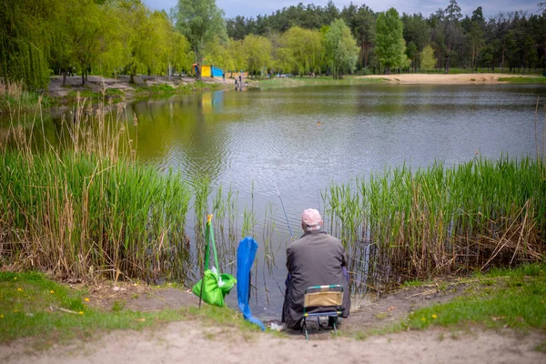 Pêche Comme Passe Temps Homme Pêchant Avec Une Canne Pêche — Photo