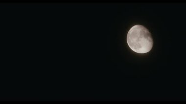 Full moon 4k. Ateş kırmızı epik 200 mm