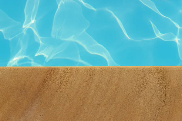 Piscina, junto a la piscina y arenisca ideal para fondos — Foto de Stock