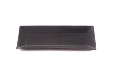 Beyaz arka plan üzerinde izole boş seramik tabak