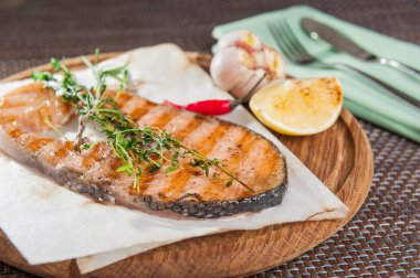 Somon biftek kapatın