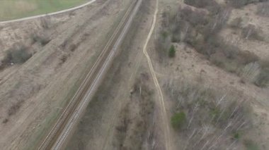 Railway.surrounding kırsal üzerinde uçan