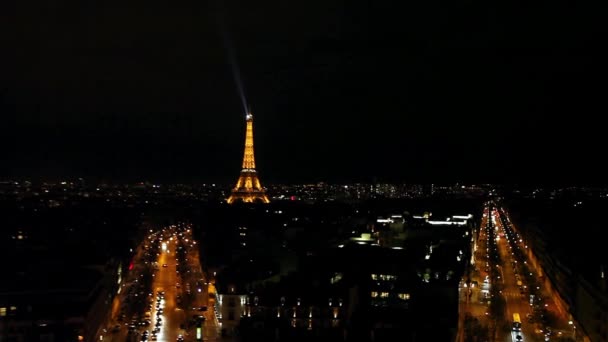 La sua vista panoramica di Parigi di notte — Video Stock